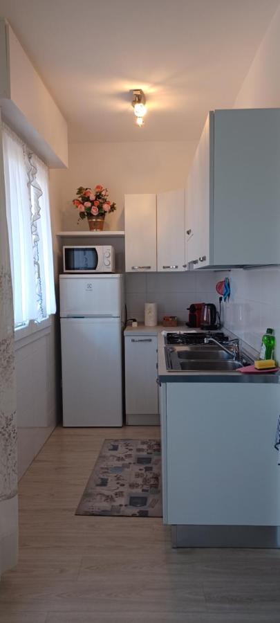 Casa Bivi - Apartments With 1 And 2 Bedrooms - Click Here For More Availabilities ลินญาโน ซับเบียโดโร ภายนอก รูปภาพ