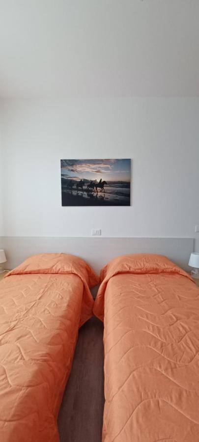 Casa Bivi - Apartments With 1 And 2 Bedrooms - Click Here For More Availabilities ลินญาโน ซับเบียโดโร ภายนอก รูปภาพ